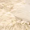 dekorativni pokrivač Fluffy, 200 x 200 cm