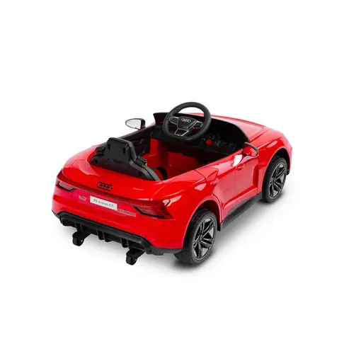 Audi RS E-tron GT na akumulator crveni