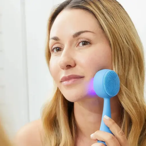 pametni uređaj za dubinsko čišćenje kože Clean acne